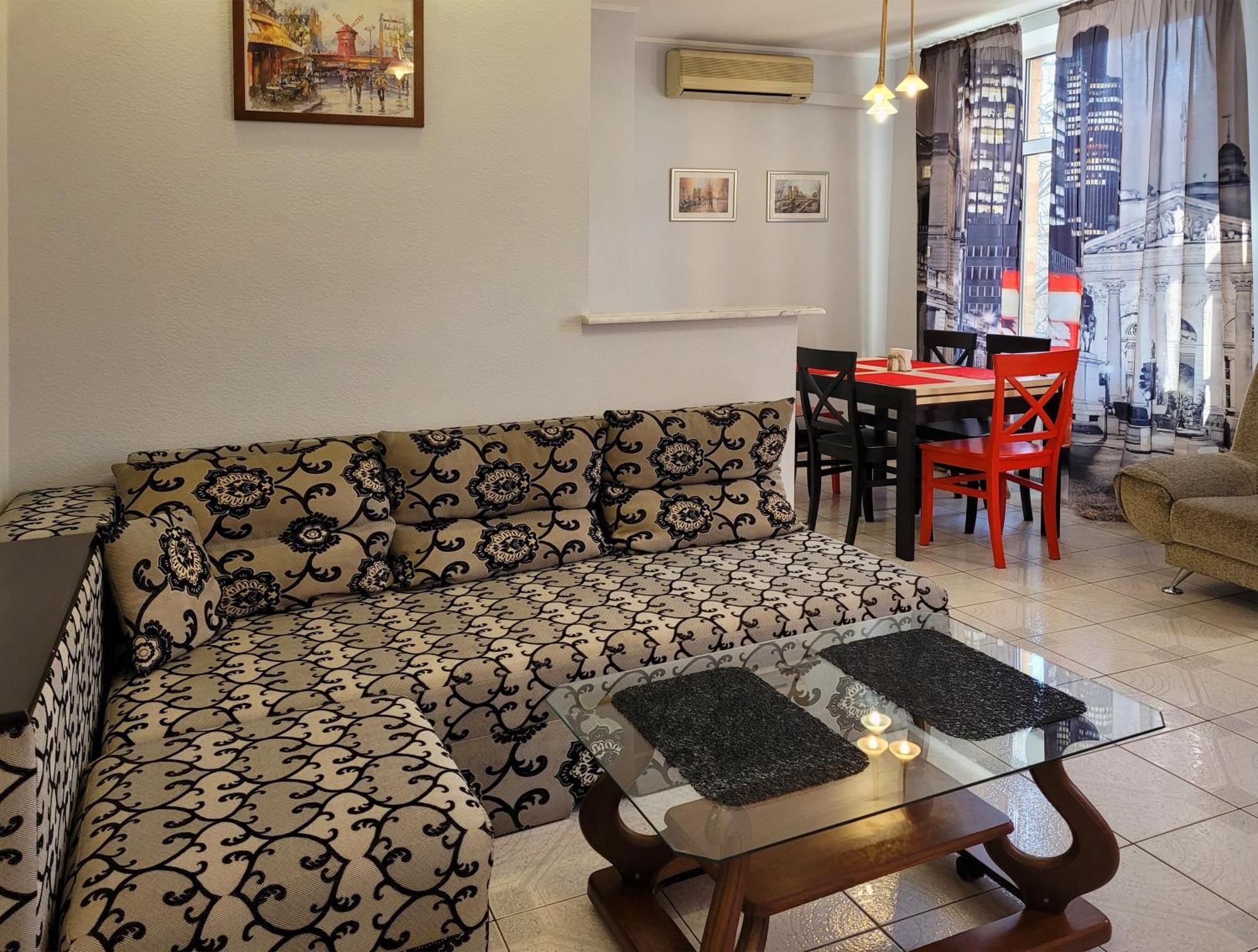 Home Hotel Apartments On Khreshchatyk Area Kiev Esterno foto