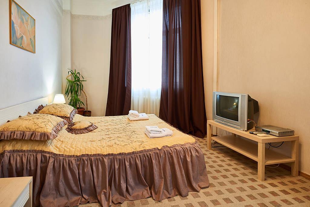 Home Hotel Apartments On Khreshchatyk Area Kiev Esterno foto