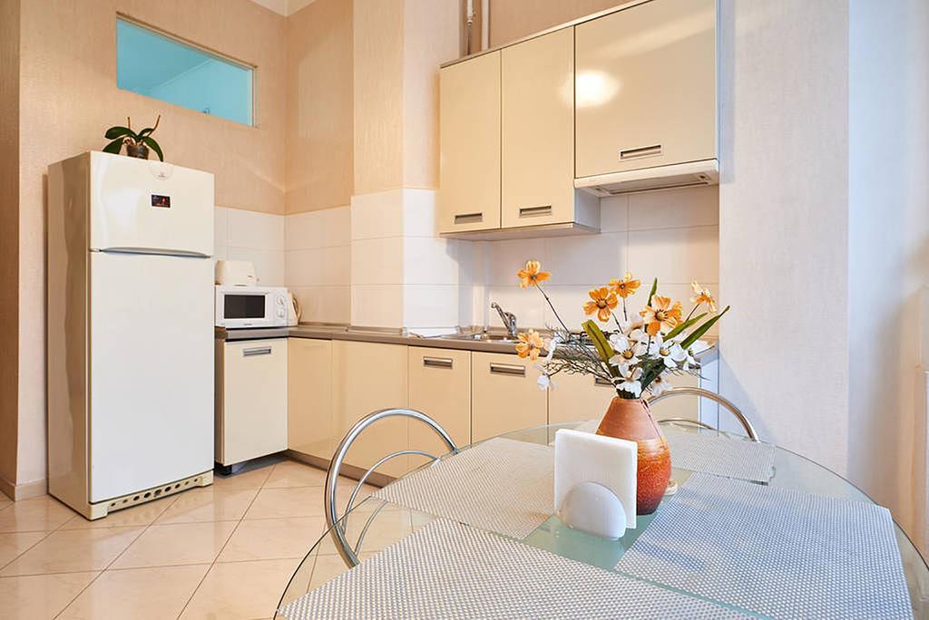 Home Hotel Apartments On Khreshchatyk Area Kiev Esterno foto