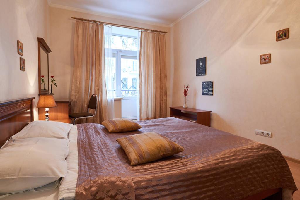 Home Hotel Apartments On Khreshchatyk Area Kiev Esterno foto